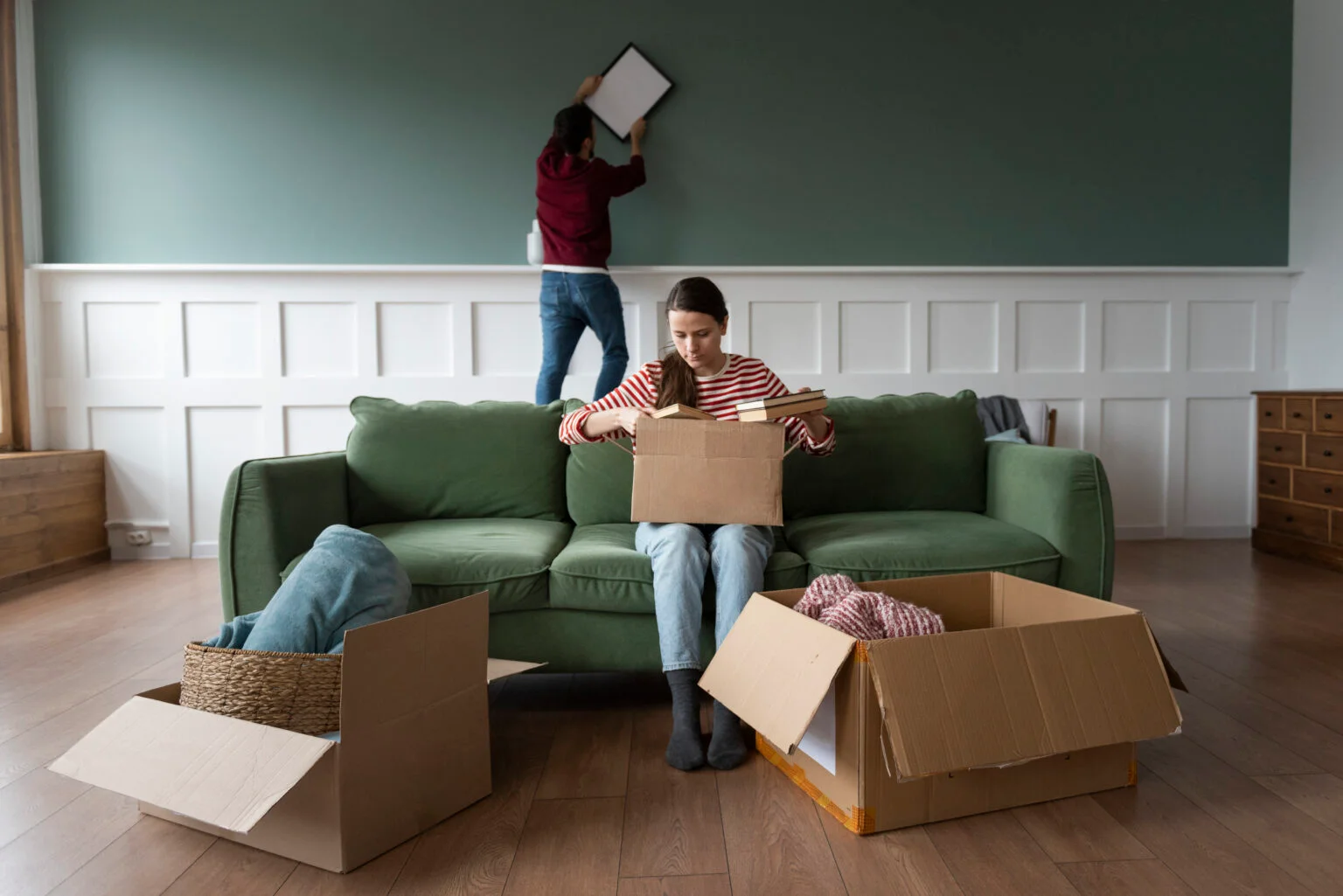 young-couple-moving-into-new-home-1-1536x1025